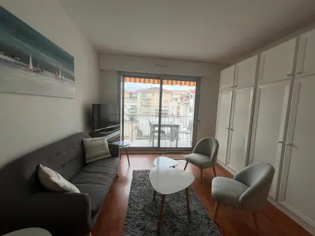 Studio 24m² au Centre d'Arcachon, proche Gare et Plage, Balcon Sud - Photo 9