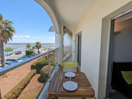 T2 cabine 35m2 au port d'Arcachon avec balcon et parking sécurisé - Photo 1