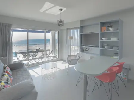 Appartement 2* face mer avec balcon et garage - Centre-ville Sables d'Olonne - Photo 5