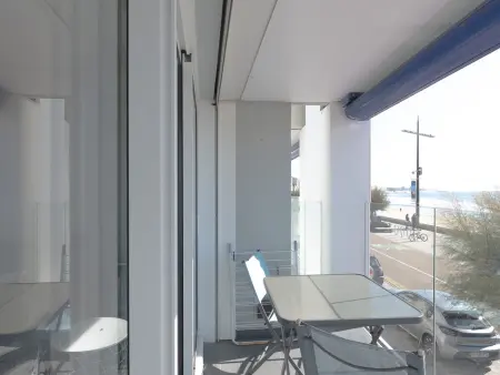 Appartement 2* face mer avec balcon et garage - Centre-ville Sables d'Olonne - Photo 6