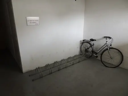 Appartement ensoleillé et spacieux avec parking, centre de Royan - Photo 14
