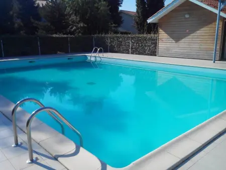 Biscarrosse T2 avec piscine, parking, à 10km de l'océan - Photo 1