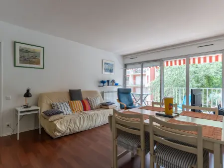 T2 lumineux avec balcon à Arcachon, proche plage, parking, wifi et commerces - Photo 2
