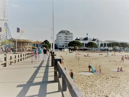 Arcachon T3 Lumineux 50m Plage Centre Ville avec Parking et WIFI - Photo 11