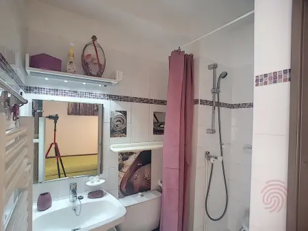 Appartement F2 lumineux avec balcon, proche centre et Thermes, animaux acceptés, wifi gratuit - Photo 9