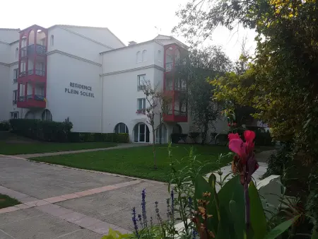 Appartement F2 lumineux avec balcon, proche centre et Thermes, animaux acceptés, wifi gratuit - Photo 13
