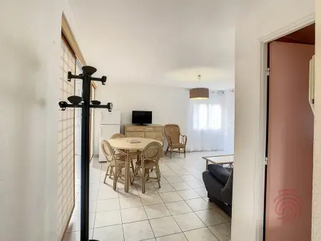 Appart F2 à Lamalou, terrasse, wifi, animaux acceptés, proche centre & thermes - Photo 10