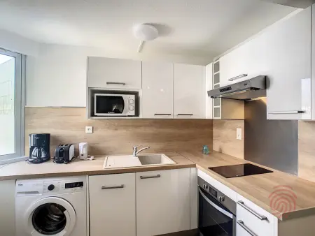 Studio cosy à 50m des Thermes de Lamalou-les-Bains avec terrasse, wifi et animaux acceptés - Photo 1