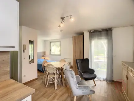 Studio cosy à 50m des Thermes de Lamalou-les-Bains avec terrasse, wifi et animaux acceptés - Photo 3