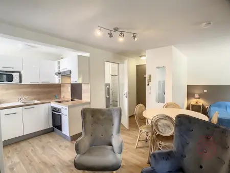 Studio cosy à 50m des Thermes de Lamalou-les-Bains avec terrasse, wifi et animaux acceptés - Photo 9