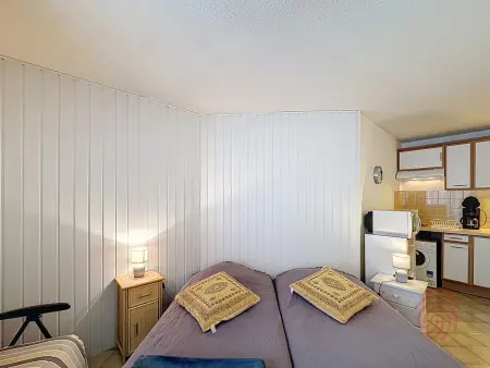 Charmant appartement avec terrasse, parking gratuit et animaux acceptés, proche des thermes à Lamalou - Photo 3
