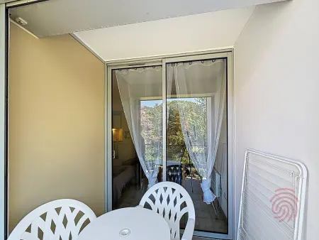 Charmant appartement avec terrasse, parking gratuit et animaux acceptés, proche des thermes à Lamalou - Photo 14