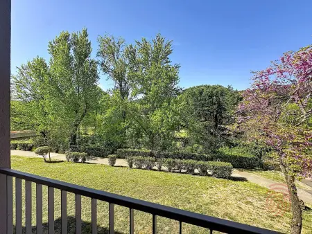 Charmant appartement avec terrasse, parking gratuit et animaux acceptés, proche des thermes à Lamalou - Photo 15