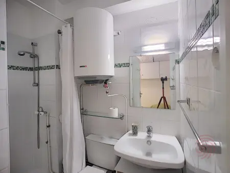 Studio rénové Lamalou, proche Thermes, WIFI, animaux admis - Photo 8
