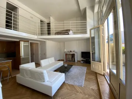 Appartement T4 Duplex Centre Arcachon, Terrasse Sud, Proche Plage et Commerces, Parking Inclus - Photo 4