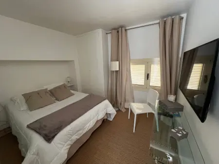 Appartement T4 Duplex Centre Arcachon, Terrasse Sud, Proche Plage et Commerces, Parking Inclus - Photo 13