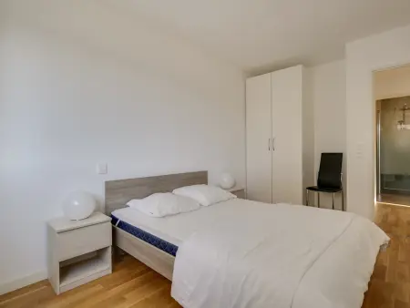 Appartement de standing 8 pers, hyper centre Arcachon, balcon, parking privé, proche plages et gare - Photo 8