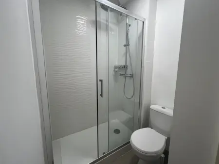Appartement de standing 8 pers, hyper centre Arcachon, balcon, parking privé, proche plages et gare - Photo 12