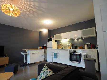 Bel Appartement Proche Centre Ville avec Terrasse et Parking pour 6 Personnes à Arcachon - Photo 2