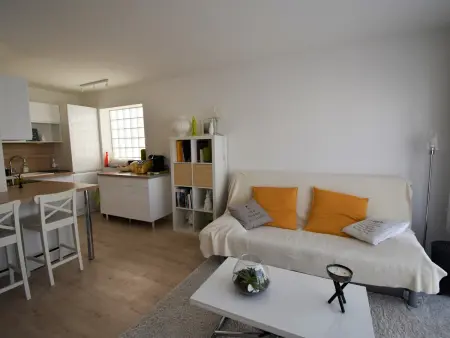 Arcachon : T2 moderne à 2 pas de la plage avec balcon, WiFi, parking et TV cinéma - Photo 1