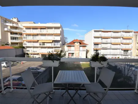 Arcachon : T2 moderne à 2 pas de la plage avec balcon, WiFi, parking et TV cinéma - Photo 4