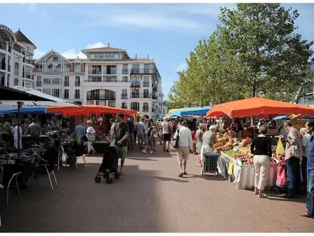 Arcachon : T2 moderne à 2 pas de la plage avec balcon, WiFi, parking et TV cinéma - Photo 9
