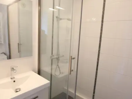 Appartement cosy avec loggia vue mer, animaux admis - Photo 7