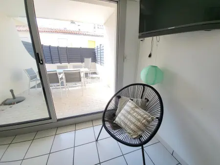 T2 Rénové avec Terrasse à 200m de la Plage, Proche Commerces - Les Sables-d'Olonne - Photo 6