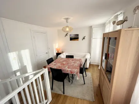 Duplex Atypique avec Terrasse à 400m de la Plage et du Centre - Photo 5