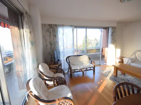Appartement spacieux avec vue sur lac à Évian-les-Bains - Photo 1