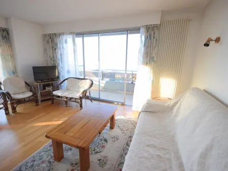 Appartement spacieux avec vue sur lac à Évian-les-Bains - Photo 2