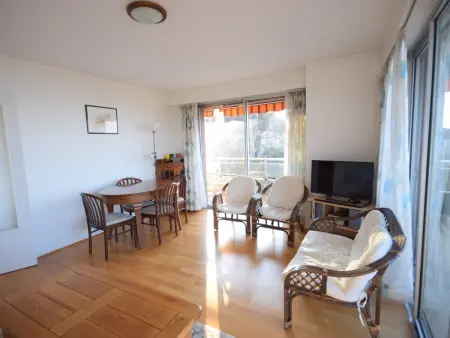 Appartement spacieux avec vue sur lac à Évian-les-Bains - Photo 3