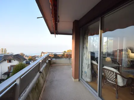 Appartement spacieux avec vue sur lac à Évian-les-Bains - Photo 12