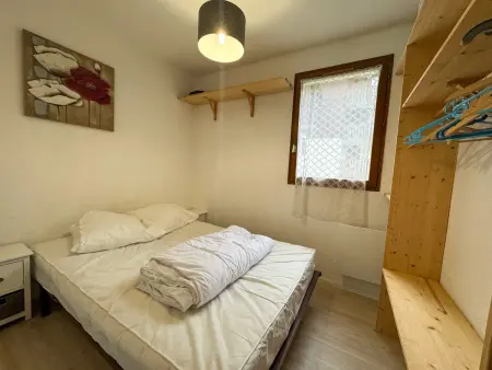 Appartement cosy à Bernex, proche des pistes et sentiers, avec terrasse ensoleillée et wifi. - Photo 4