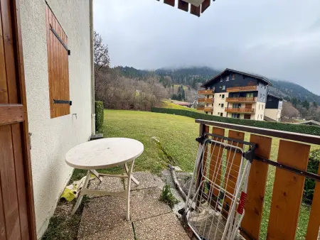 Appartement cosy à Bernex, proche des pistes et sentiers, avec terrasse ensoleillée et wifi. - Photo 7