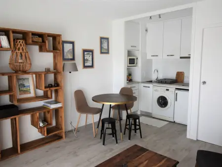 Studio à Arcachon: Accès Plage, Balcon, Parking - Photo 2