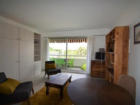Studio à Arcachon: Accès Plage, Balcon, Parking - Photo 6