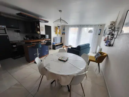 Appartement Moderne au Centre-Ville, 150m Plage, WiFi, Confort Idéal pour Familles - Photo 5
