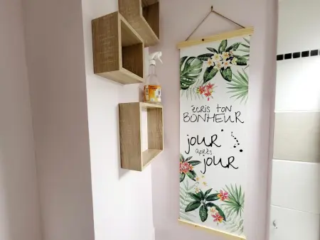 Appartement Moderne au Centre-Ville, 150m Plage, WiFi, Confort Idéal pour Familles - Photo 18