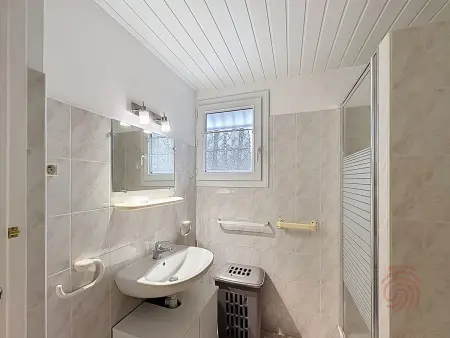 Appartement F2 avec Wifi, ascenseur près des Thermes - Photo 11