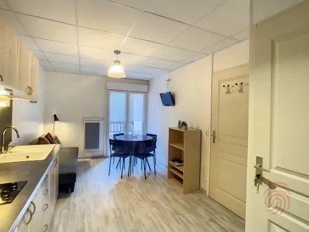 Appartement F2 tout équipé avec balcons, ascenseur et Wi-Fi, proche des thermes de Lamalou - Photo 3