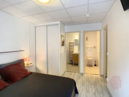 Appartement F2 tout équipé avec balcons, ascenseur et Wi-Fi, proche des thermes de Lamalou - Photo 8