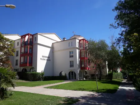 Appartement F2 tout équipé avec balcons, ascenseur et Wi-Fi, proche des thermes de Lamalou - Photo 20