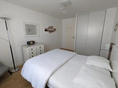 Arcachon centre ville - Charmant T2 avec balcon, parking sécurisé, proche gare, commerces et plage - Photo 12