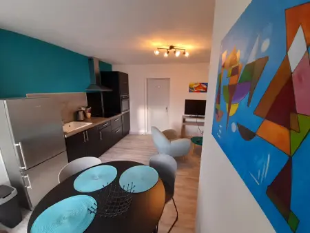 Appartement 2 chambres avec Wi-Fi, proche centre-ville et thermes de La Roche-Posay - Photo 2