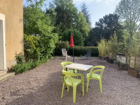 Appartement Rénové avec Cuisine Américaine et WIFI, Proche des Thermes Saint Roch - Photo 2