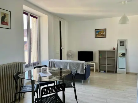Appartement Rénové avec Cuisine Américaine et WIFI, Proche des Thermes Saint Roch - Photo 6