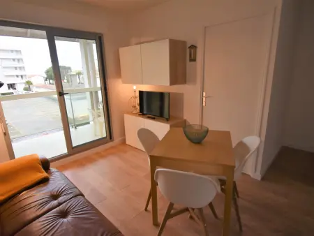 Arcachon - T2 cabine rénové avec balcon proche plage et centre ville - Photo 3