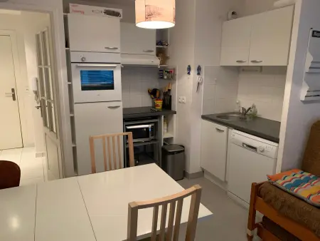 Appartement cosy proche plage avec balcon et parking - Photo 1