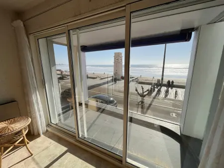 Appartement T2 avec balcon et vue mer, 1er étage, ascenseur, TV, cuisine équipée - Photo 1